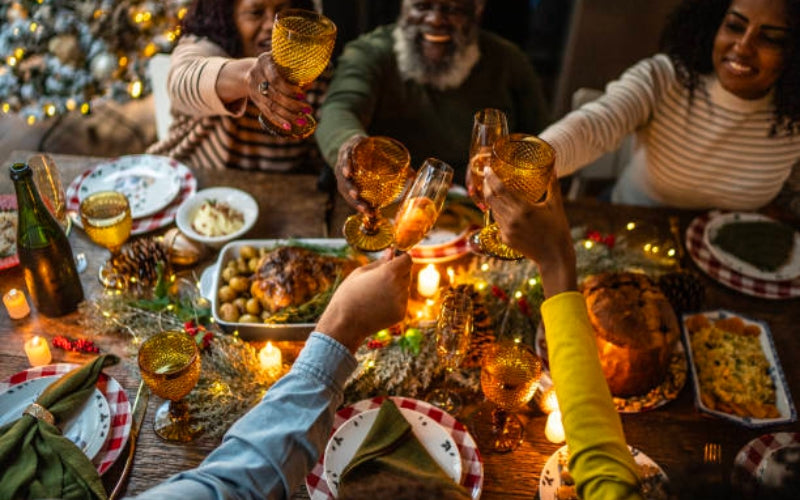 Wine Them Over – Christmas and New Year Party Wines That Will Get Everyone in the Festive Spirit